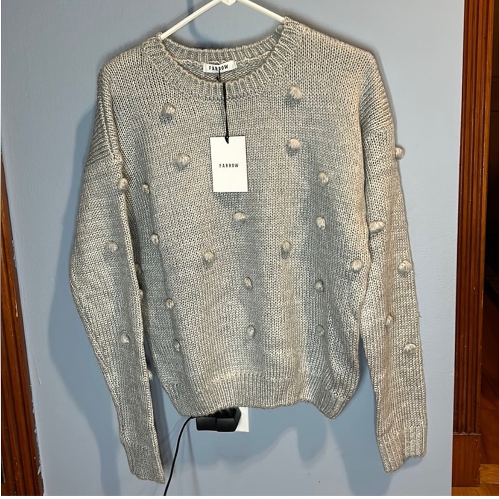 Light gray knit sweater size small women’s